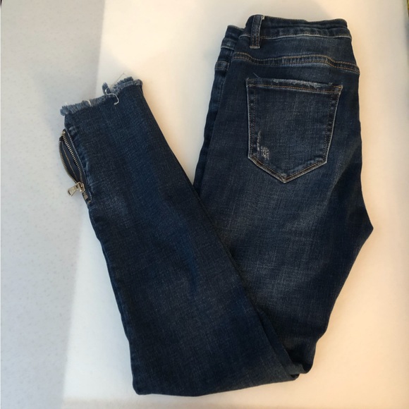 Stella McCartney Fitted Jeans w/ ankle zip - Picture 2 of 14